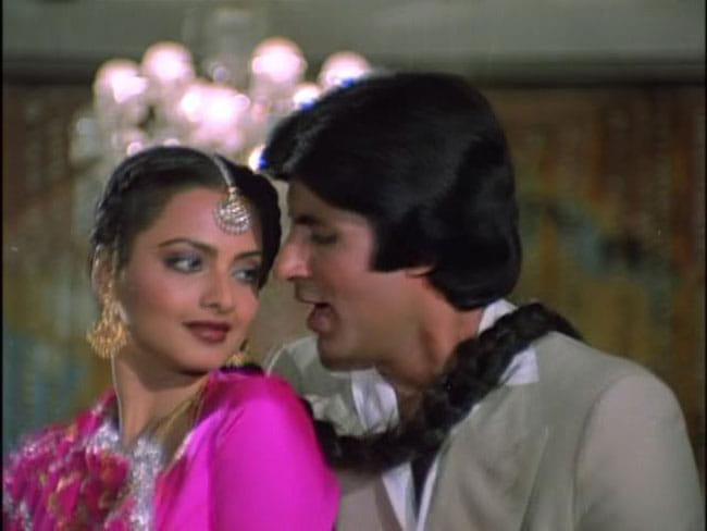 amitabh bachchn and jaya bachchan marriage aniversary special when the couple start live separately 
