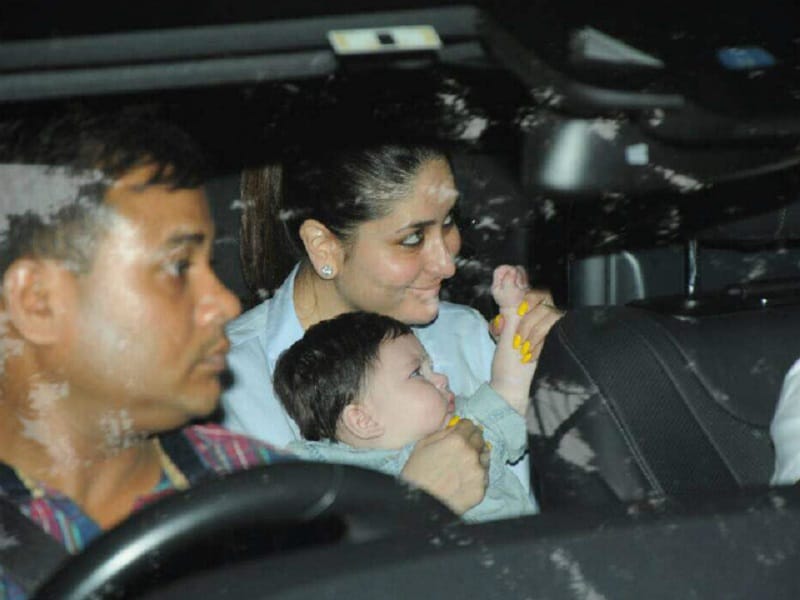 shahid kapoor and kareena kapoor khan teaching something special to meesha and taimur ali khan