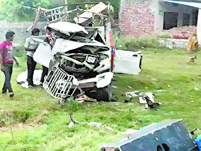four died in an accident in bahraich.
