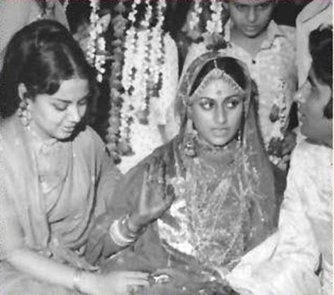 wedding album of amitabh bachchan and jaya bachchan on their 44th marriage anniversary 