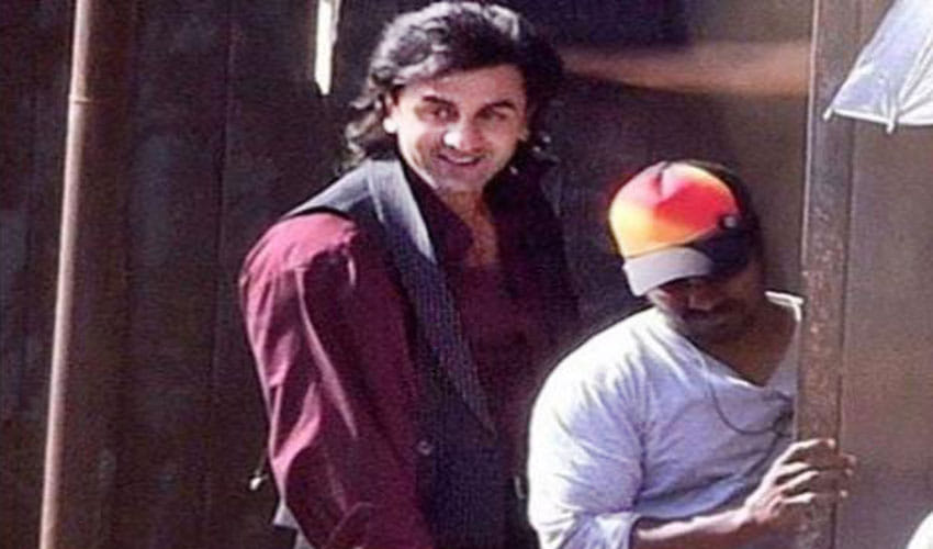 Ranbir Kapoor Starrer Sanjay Dutt Biopic Directed By Rajkumar Hirani Gets 180 Crore Before Release