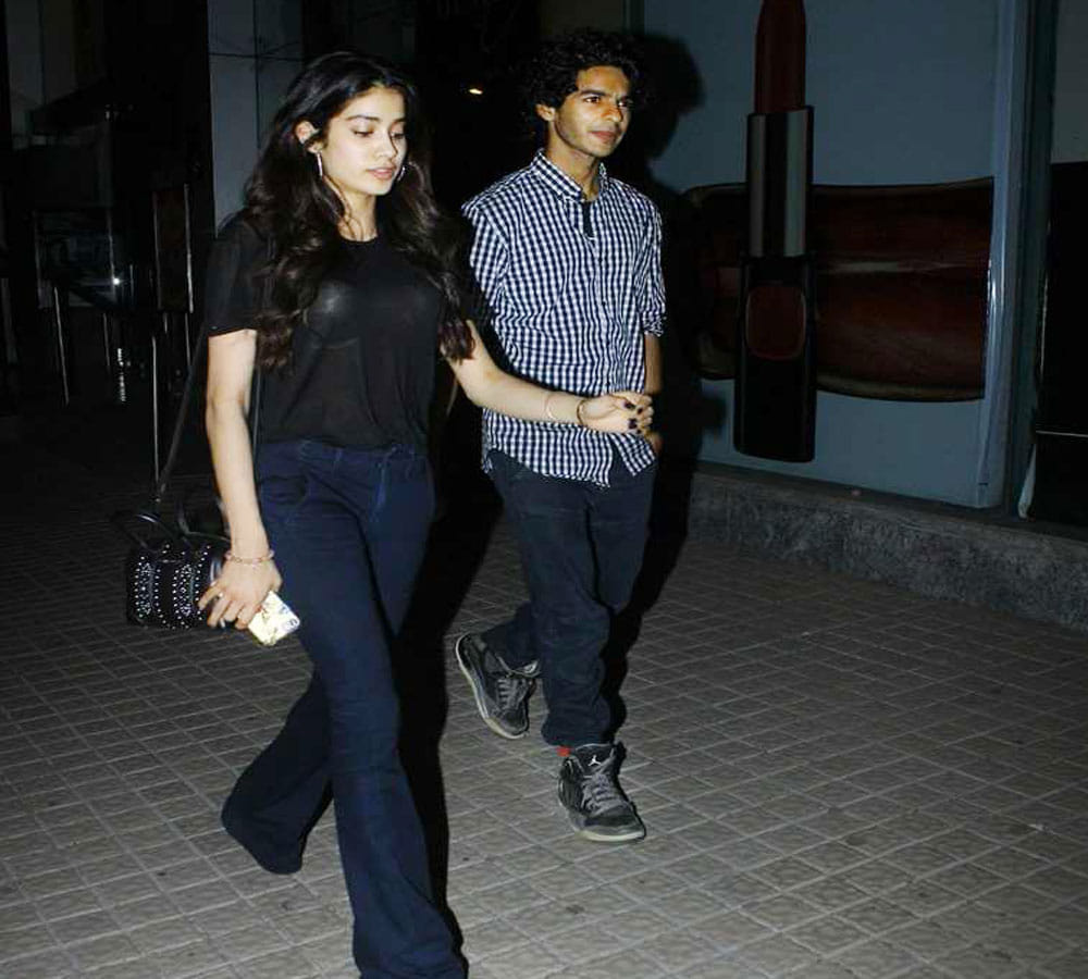 Ishaan Khattar And Jhanvi Kapoor Affair, They Are Told To Be Spot Together? Shahid Kapoor, Sridevi
