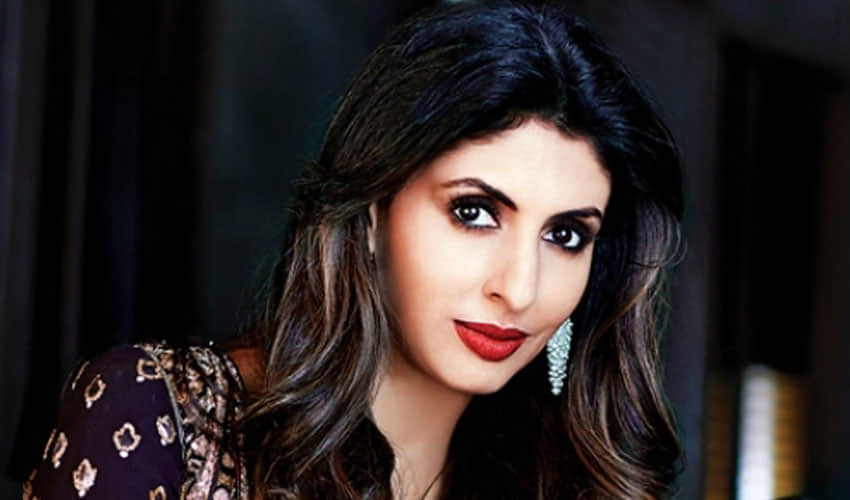 shweta bachchan nanda acting debut with father amitabh bachchan know about her personal life
