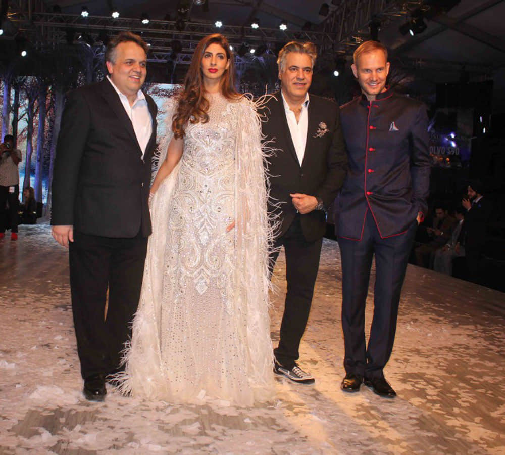 bollywood megastar amitabh bachchan daughter shweta nanda lesser known facts