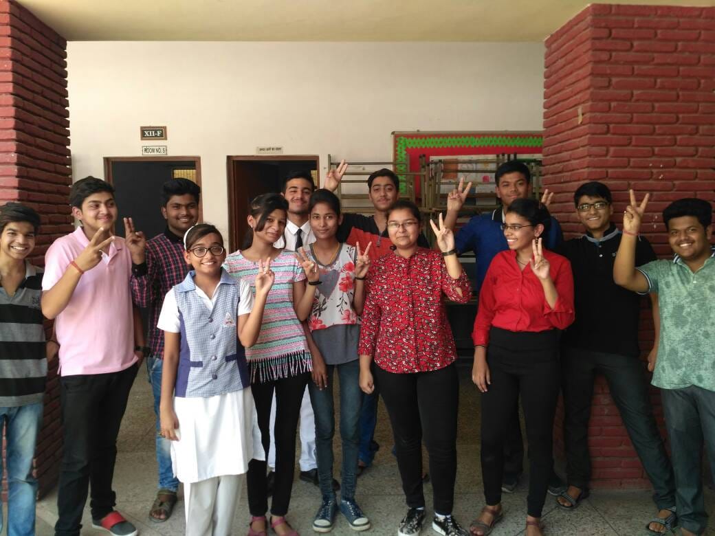 cbse tenth class result in agra made student happy