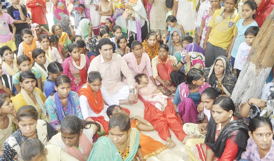students faint sitting on dharna for school upgradation in faridabad 