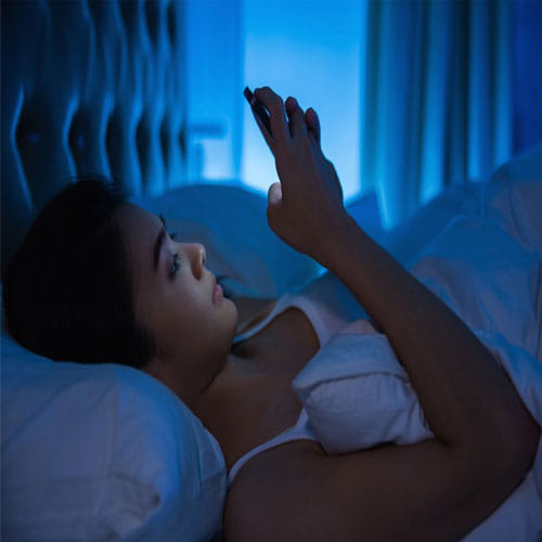 These 5 sleeping habits will steal your skin glow