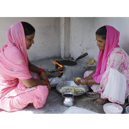 Una Himachal Pradesh Union Health minister JP Nadda eats at dalit house