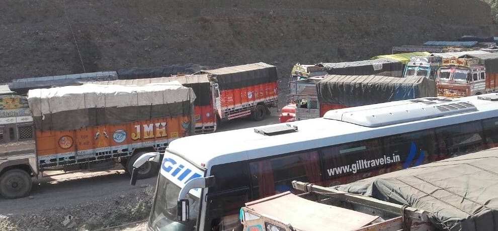 kanwar yatra 2017 big vehicles entry ban in Haridwar 