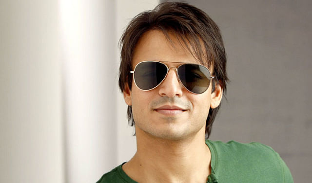 bollywood actor vivek oberoi met uk pm rishi sunak at 10 downing street for promoting india uk week 2023