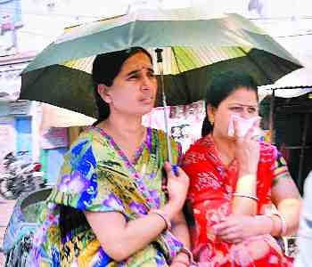Mercury reaching 47 degrees, people scorched 