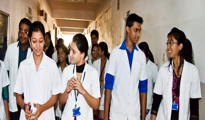 32 Medical Colleges Is Banned By Government For Two Years Due To Lack Of Facilities