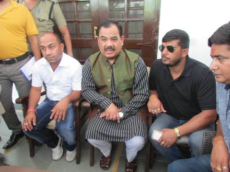 bjp worker bad attitude in program