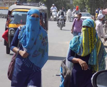 Record temperature registerd in delhi and other states at monday, today will be rain fall