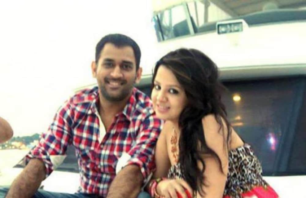 mahendra singh dhoni and sakshi love story