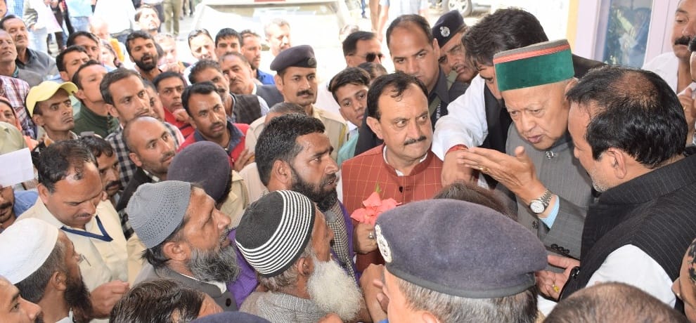 Chief Minister Virbhadra Singh Targets independent MLAs of himachal