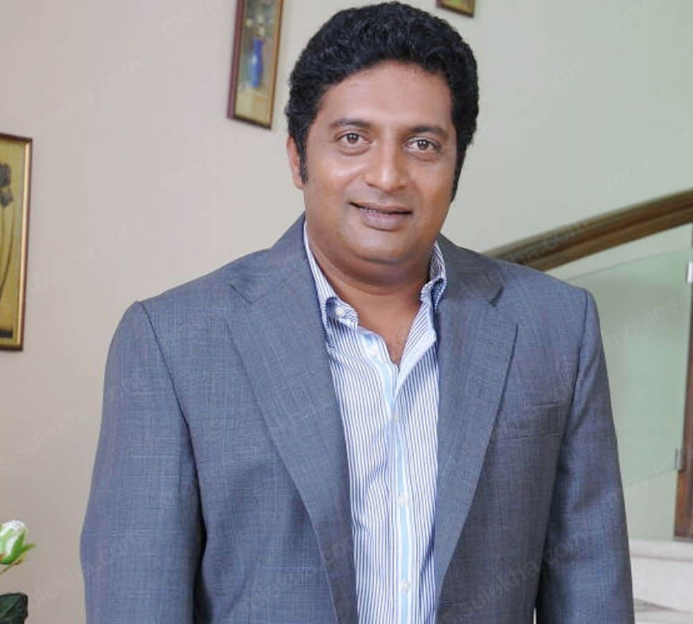 Prakash Raj lash out on Sri Ram Sena chief Pramod Muthalik