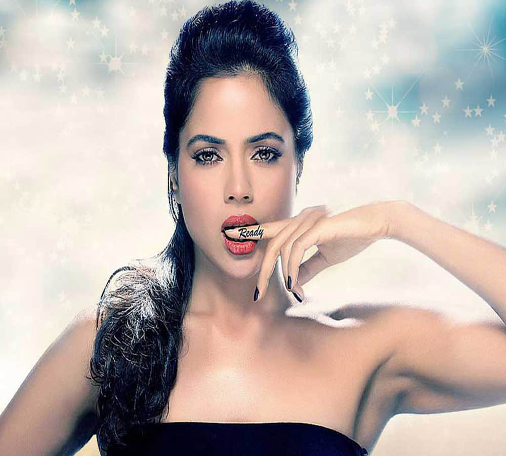 Sameera Reddy expected second baby show her baby bump