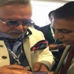गावस्कर के साथ माल्या