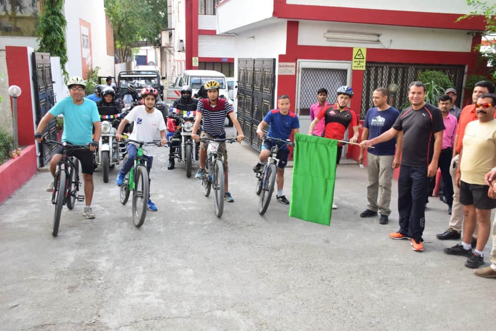 2wheels2far campigne of amar uajal