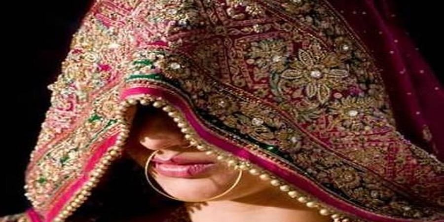 Meerut, illegal business is going on through marriage bureau