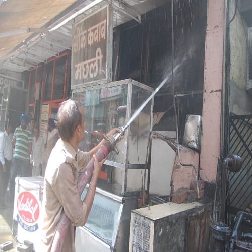 The devastating fire in the Karnail Hotel, view Photos
