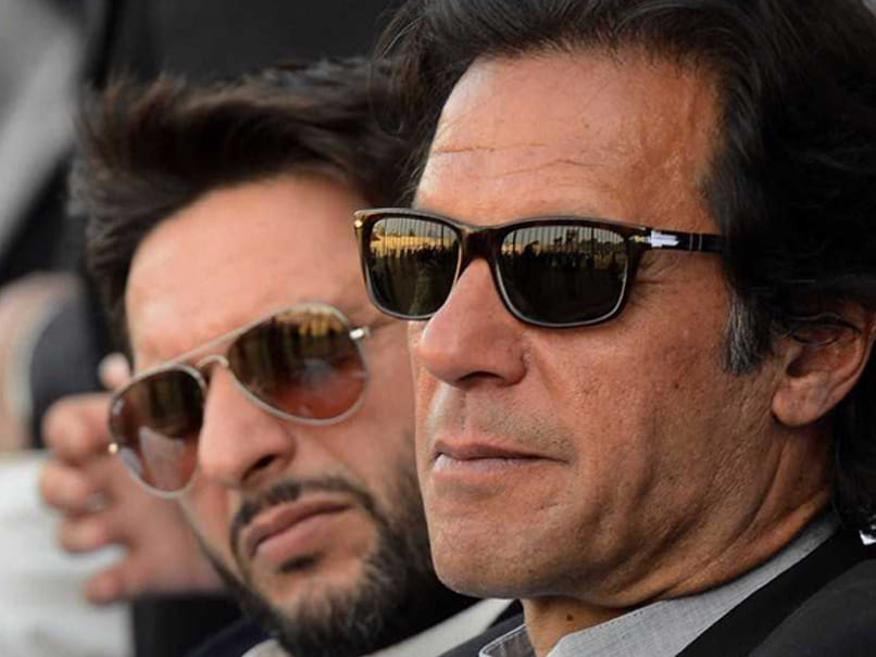  Imran Khan Painful To See Pakistan Being Thrashed By India and Shahid Afridi feel well  