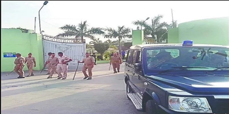 Haji Yakub Qureshis Meet Factory Seal, officials prepare