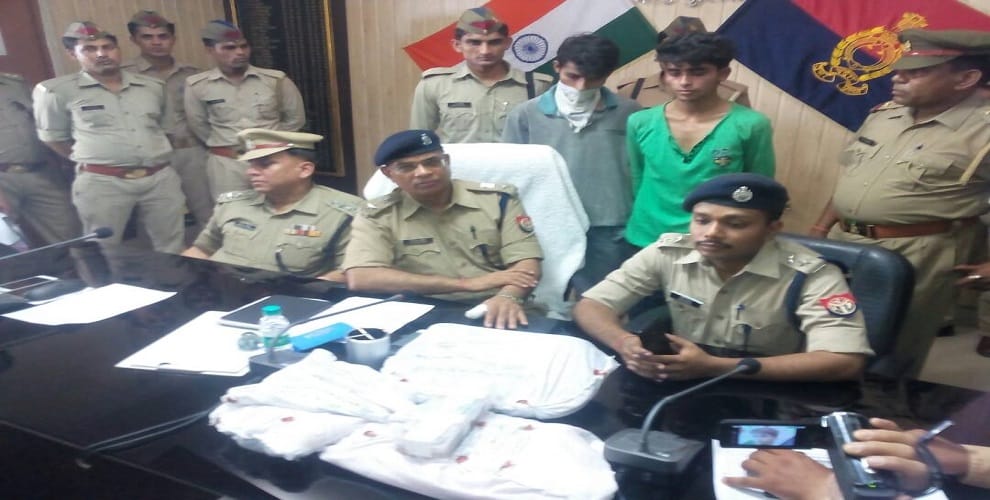 Two real brothers looted to go to 'honeymoon'