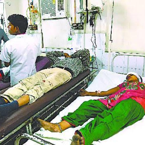images of bareilly bus accident in which bus and truck collapse and around 22 dies