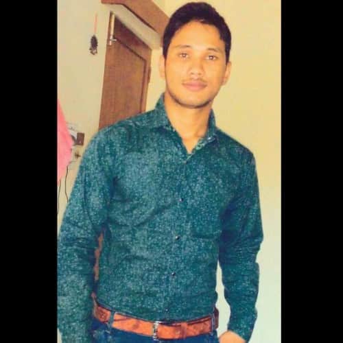 yogi adityanath action made embarrassing trivendra singh rawat 