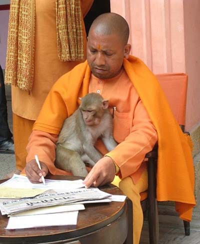 up cm adityanath simple life style