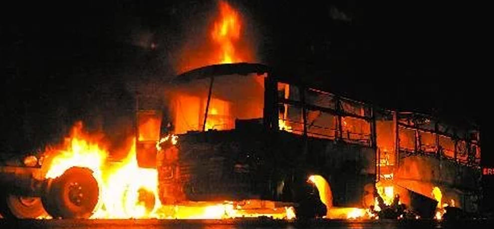 24 houses burn to the fire