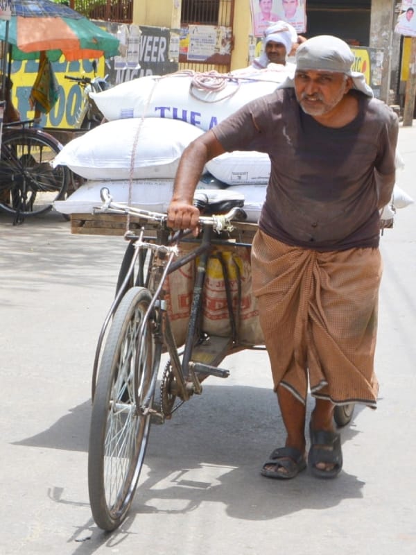 hot weather in mathura and etah made condition very hard to survive 