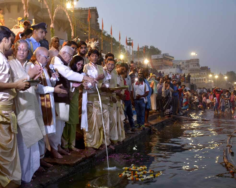 see the photos of ganga dussehra varanasi