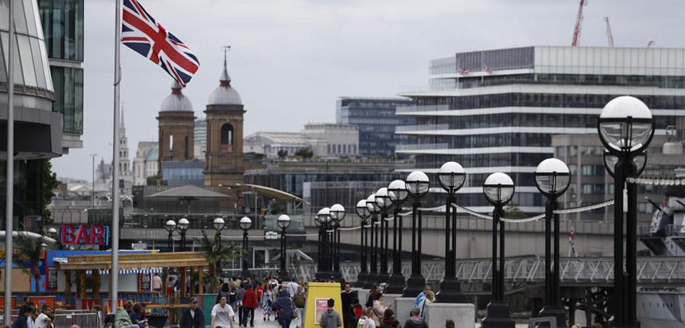 london PM Theresa May said the vote would take place as scheduled despite of terrorist attack 