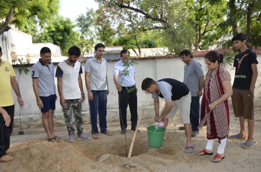 Official message of environmental protection given by 21 plants
