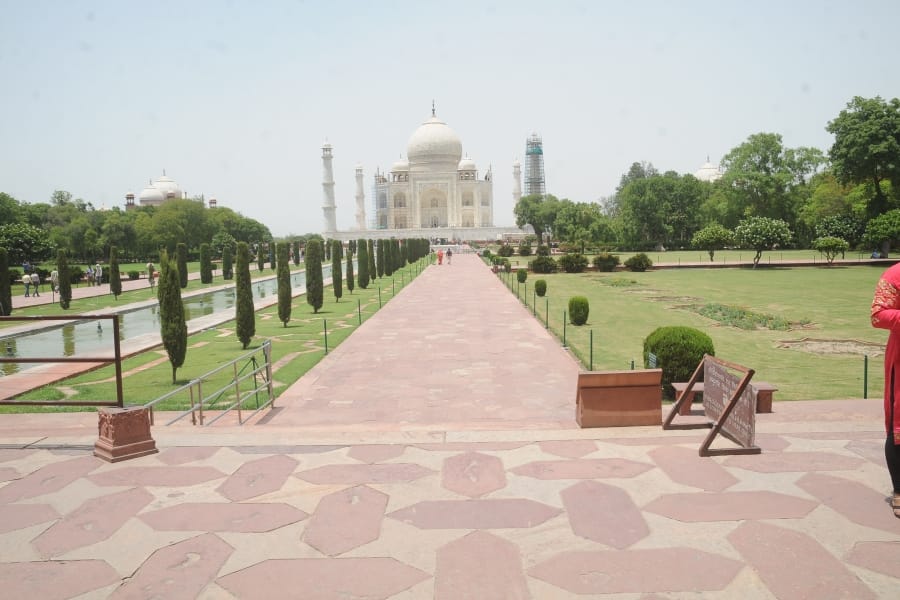 mudpack work at tajmahal has ended in agra