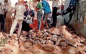 clash between villagers and dalit marriage party in alwar