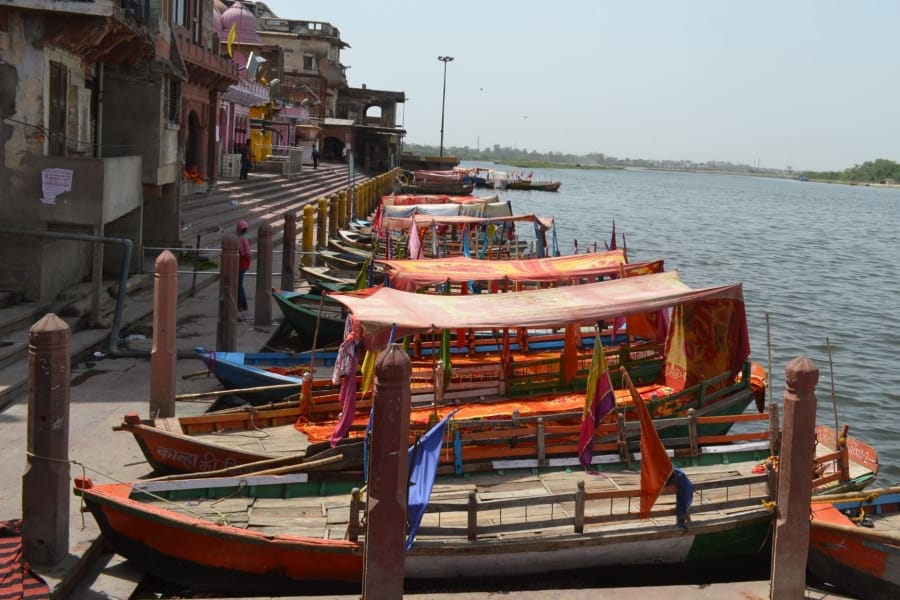hot weather in mathura and etah made condition very hard to survive 