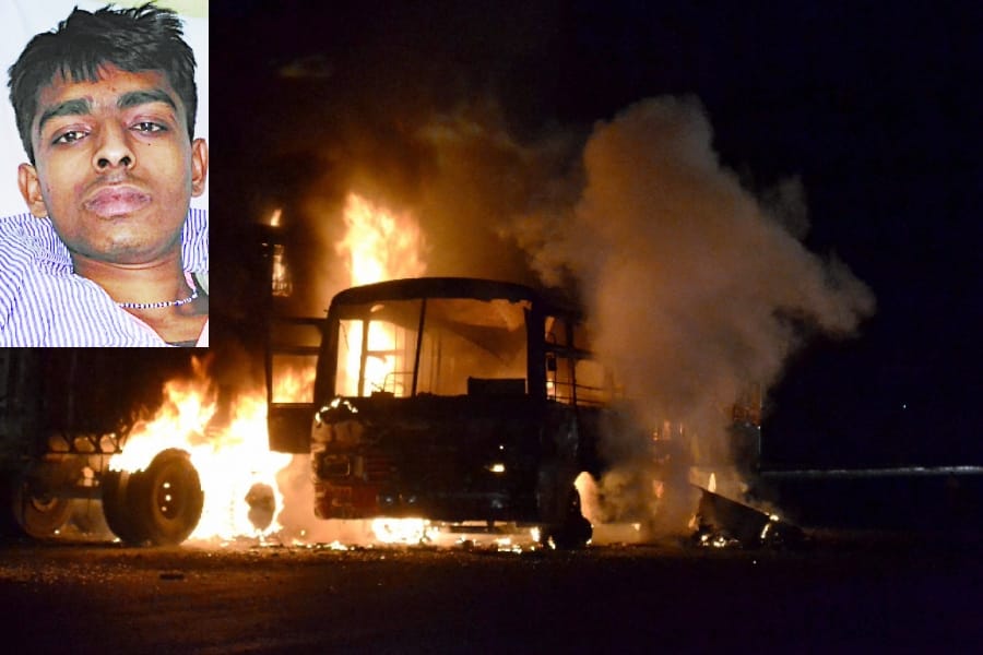 eye witness of bareli lucknow bus accident.
