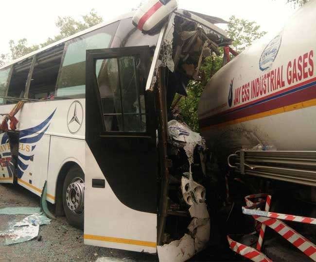 Two people died in road accident near nawashehar punjab