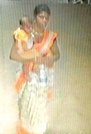 Child stolen from mother's lap at junction
