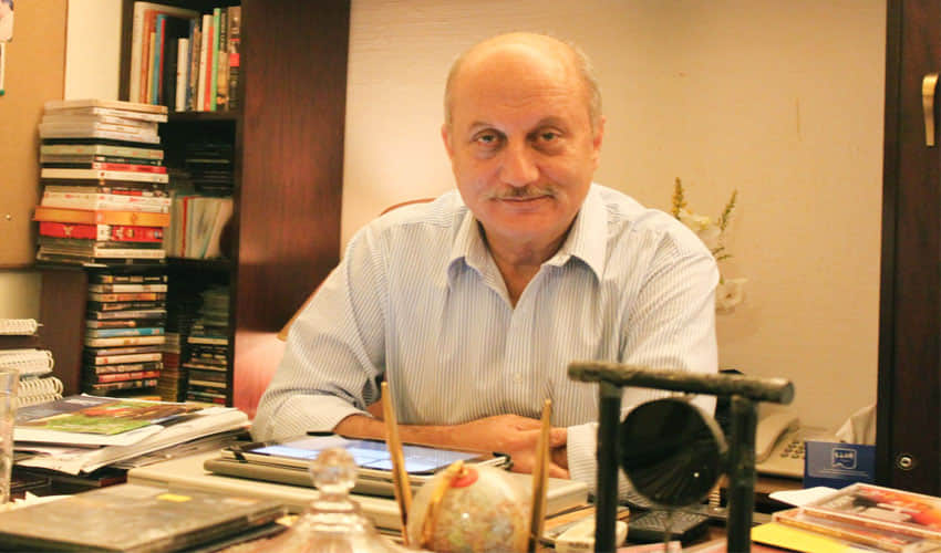 You've shown this too many times: Anupam Kher to channel showing 'Sooryavansham'