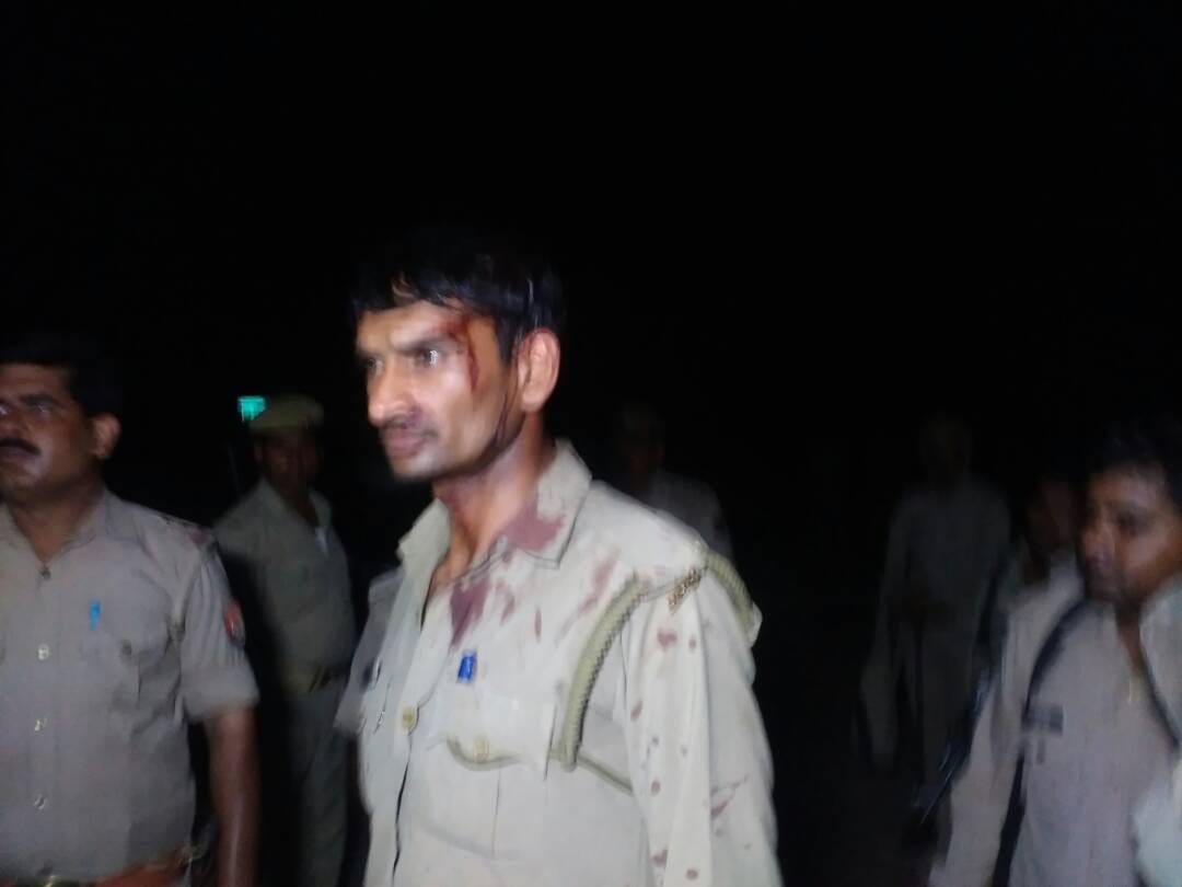 in agra mob open fire on police after murder