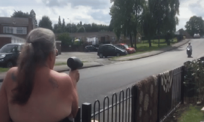 woman became internet sensation for traffic control using hair drier