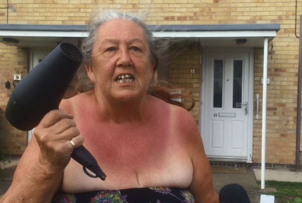 woman became internet sensation for traffic control using hair drier