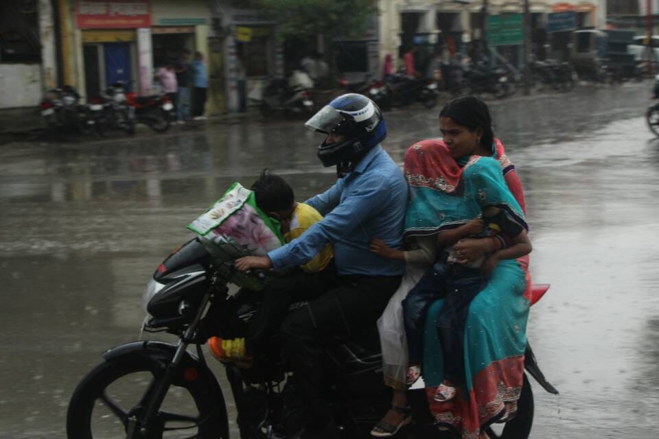 rain in varanasi toady