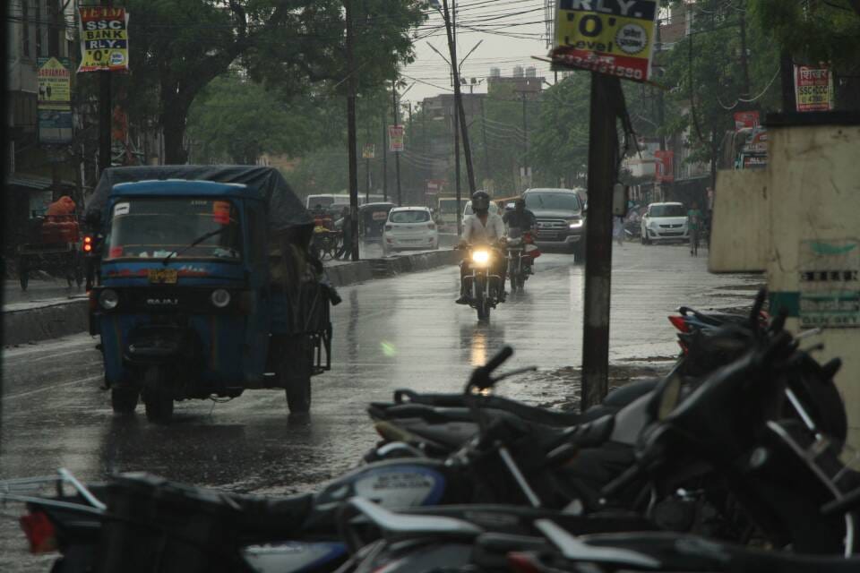 rain in varanasi toady
