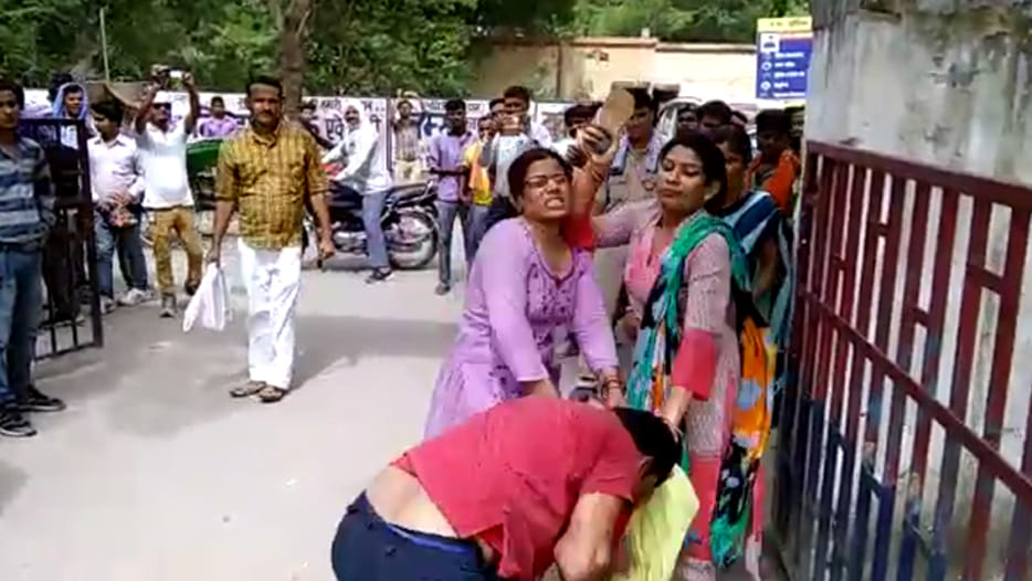 rioting in unnao police station